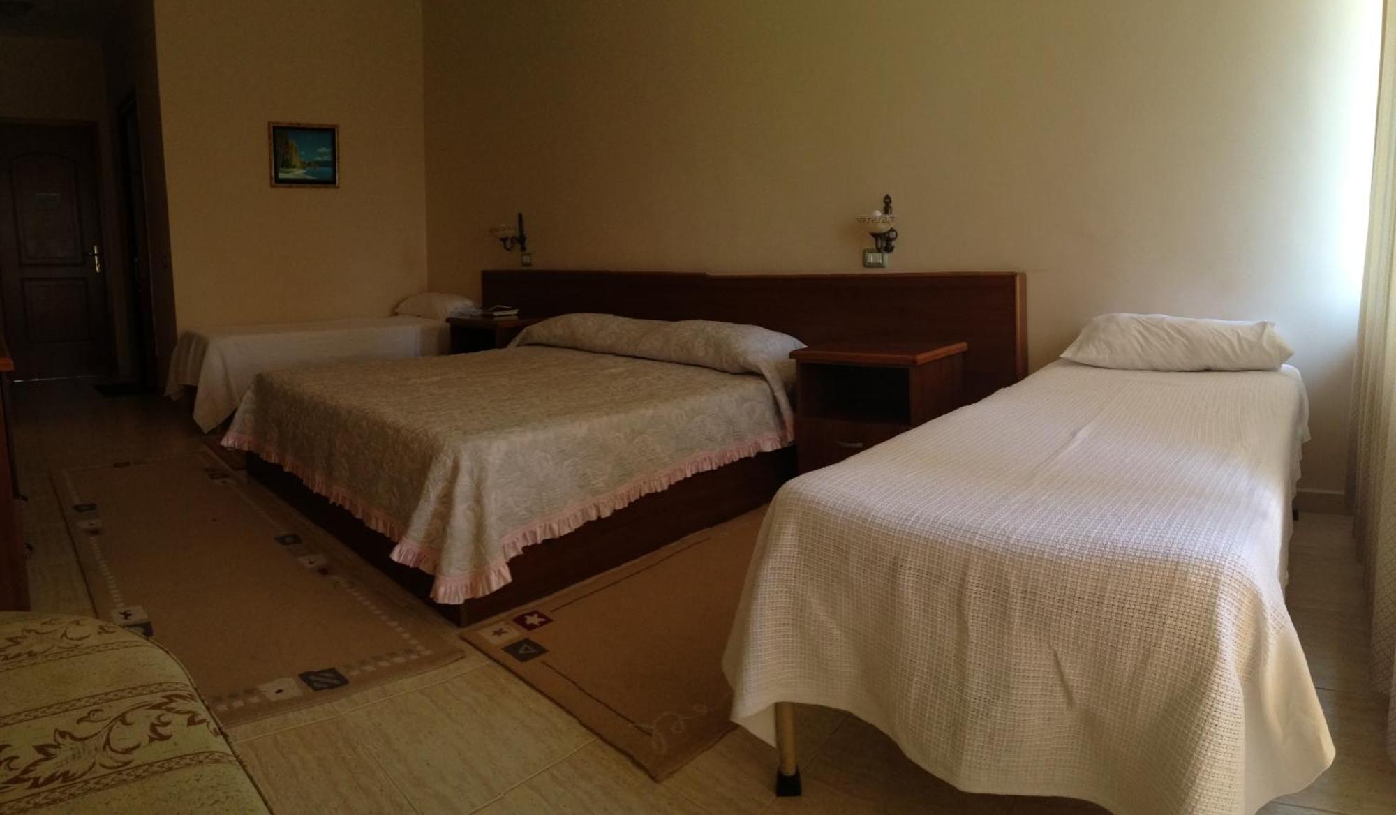 Akropoli Hotel Kryemëdhej 객실 사진