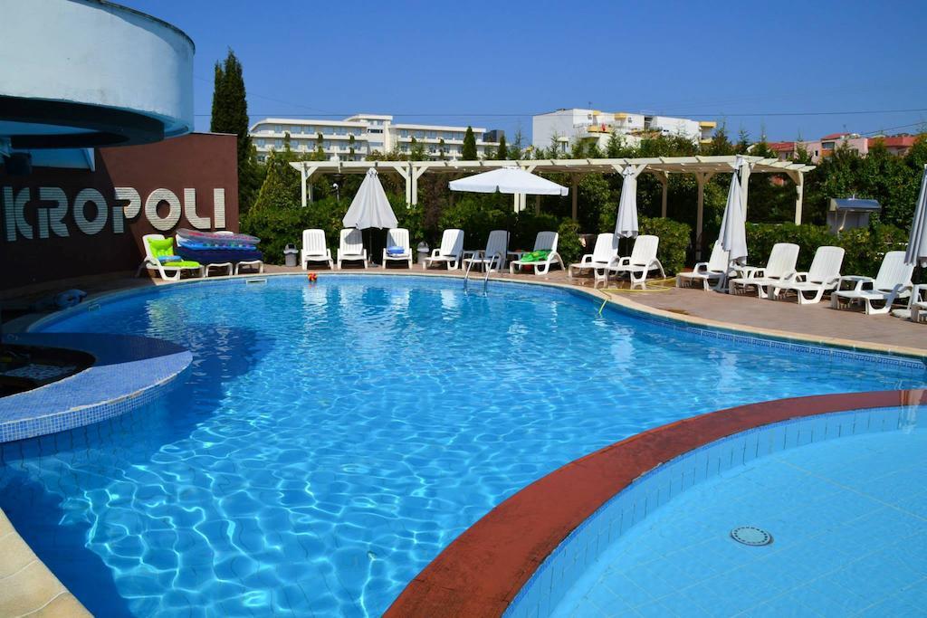 Akropoli Hotel Kryemëdhej 외부 사진