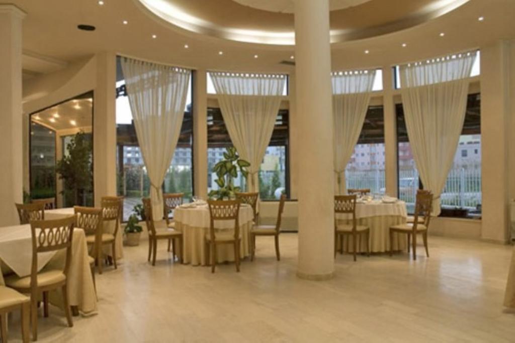 Akropoli Hotel Kryemëdhej 외부 사진