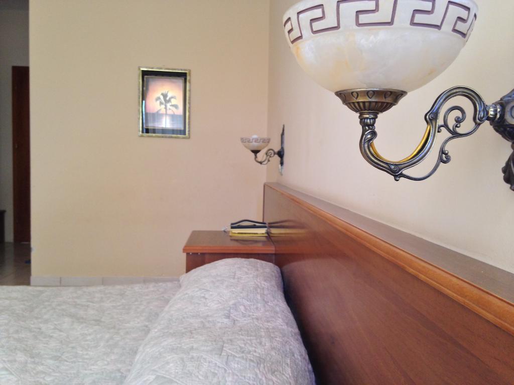 Akropoli Hotel Kryemëdhej 객실 사진